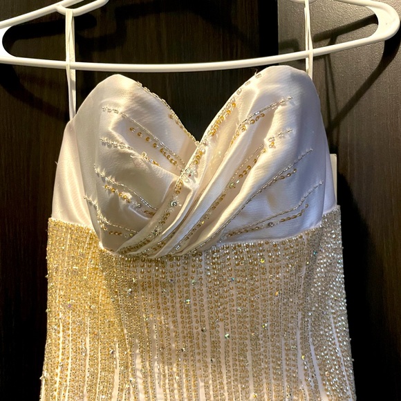 Embroidered White Strapless Dress Gown - Picture 1 of 4